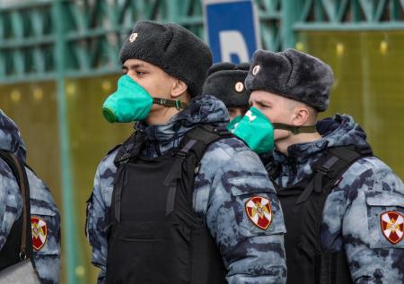 Росгвардия начала отслеживать нарушителей самоизоляции с помощью аэростата