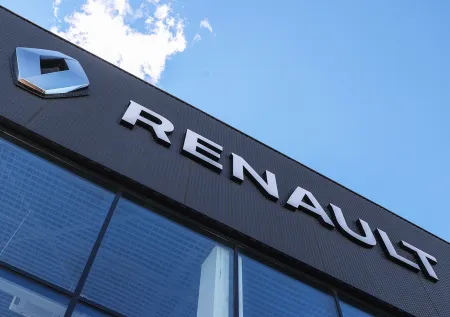 АвтоВАЗ назвал условие возвращения Renault в Россию