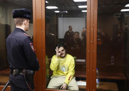 Бросил пластиковую бутылку, но не попал: за что чуть не посадили Раджабова