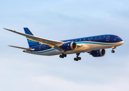 RT: Россия не получила образцы найденных элементов с места крушения AZAL