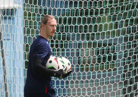 «Кто ты такой»: игра Сафонова с «Фламенго» привела журналистов в восторг