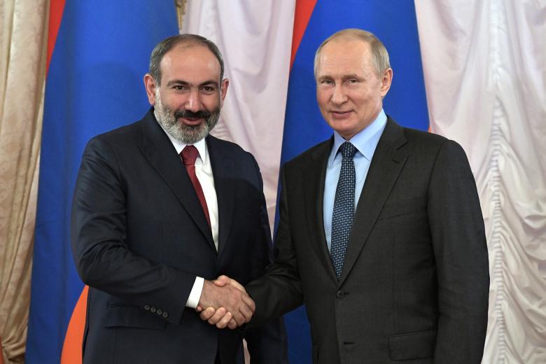 Владимир Путин и Никол Пашинян