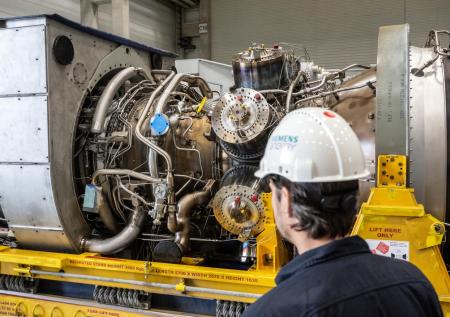 «Газпром» рассказал, что мешает компании получить газовую турбину Siemens