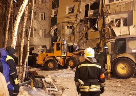 Глава МЧС Куренков назвал серьезным завал дома в Нижневартовске