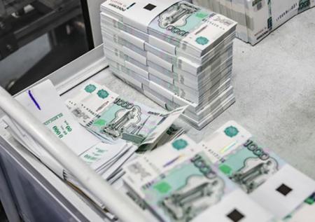 Песков обосновал опасность от разового вливания средств в экономику