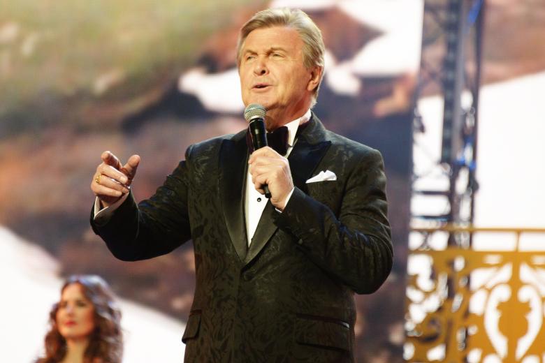 Лев Лещенко