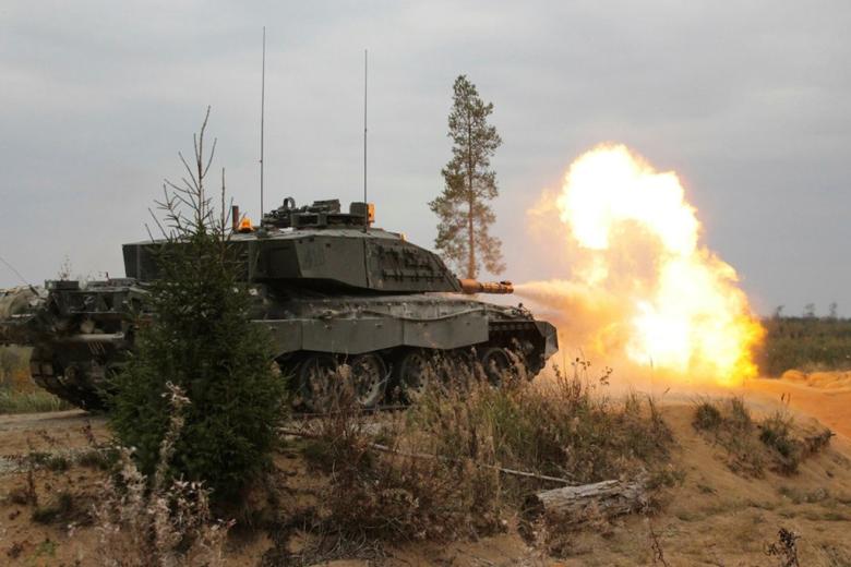 Танк Challenger 2