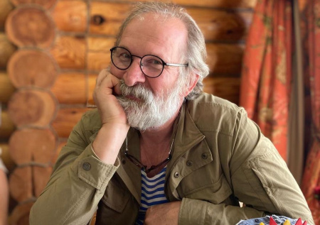 Звезда «Сватов» Добронравов снялся в новом фильме Дружининой