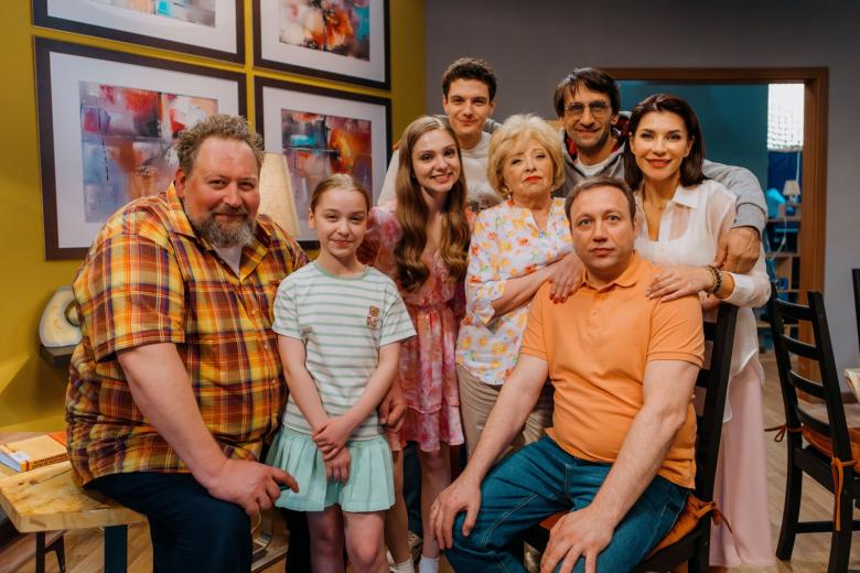 Кадр из сериала «Воронины»