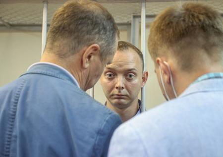 Сафронов рассказал о конвейере дел по госизменам
