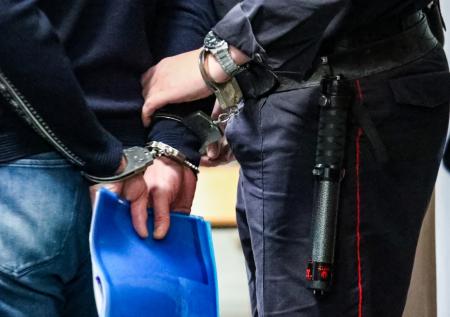 Активистов «СтопХама» отправили под арест за драку со спецназовцами