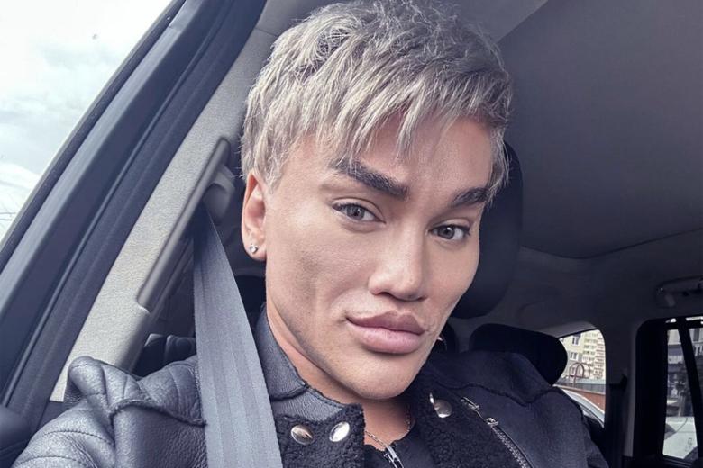 Александр Вдовин