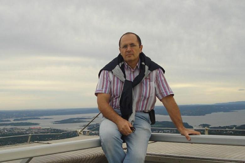Оюб Титиев