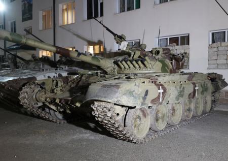 Танки, ЗРК, минометы: кадры вооружения, изъятого Азербайджаном в Карабахе