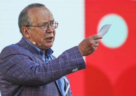 Профессор МГИМО Вяземский: «ЕГЭ придумали иноагенты»