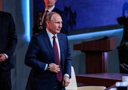 Экс-кандидат в президенты США унизила Байдена и сорвала аплодисменты