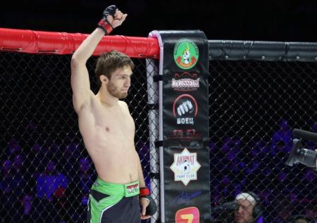Саид Нурмагомедов потерпел первое поражение в UFC