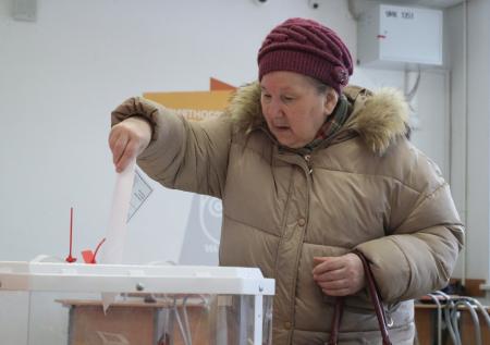 Зеленка, поджоги, спецслужбы: кто и как пытается сорвать выборы в России