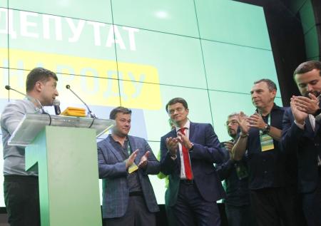 В партии Зеленского указали путь урегулирования ситуации в Донбассе