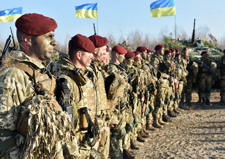 Зеленский объявил призыв в армию Украины резервистов