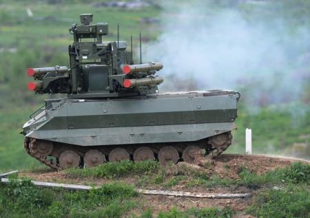 «И спаситель, и камикадзе»: военэксперт о новом роботе в армии России