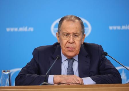 Лавров посоветовал Западу вспомнить слова Черчилля о русском медведе