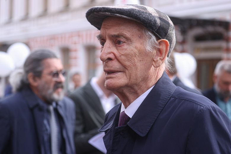 Василий Лановой