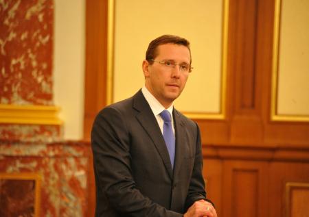 СМИ сообщили об отставке главы Фонда защиты прав дольщиков