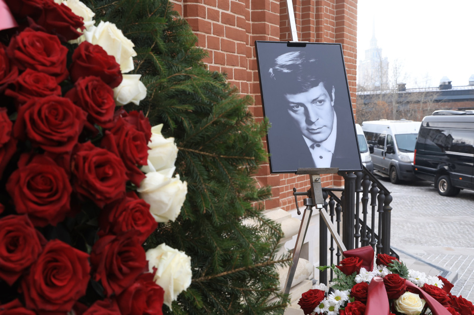 На церемонии прощания с актером Олегом Стриженовым 