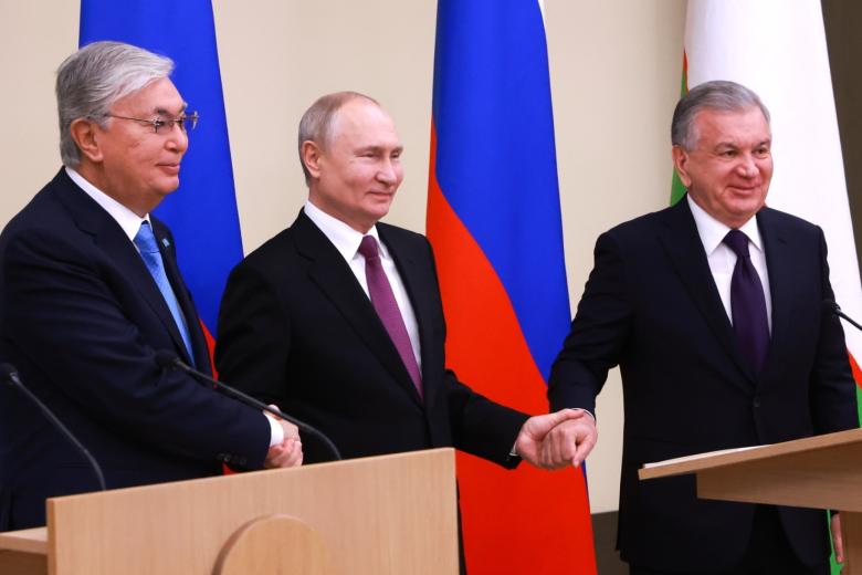 Касым-Жомарт Токаев, Владимир Путин и Шавкат Мирзиёев