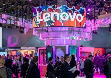 Lenovo опровергла возвращение на российский рынок смартфонов