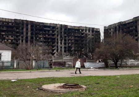 Богатейший украинец намерен помочь отстроить Мариуполь заново