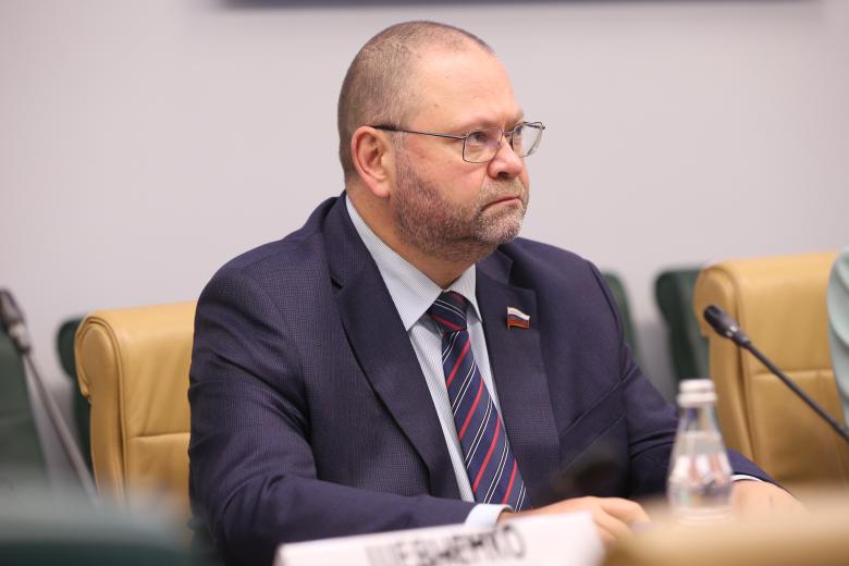 Олег Мельниченко