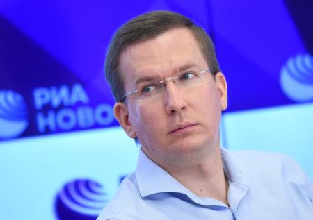 Депутат пообещал извиниться перед чеченкой после разговора с Делимхановым