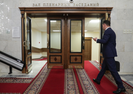 «Опасность не исчезла»: в ГД высказались об отмене масочного режима