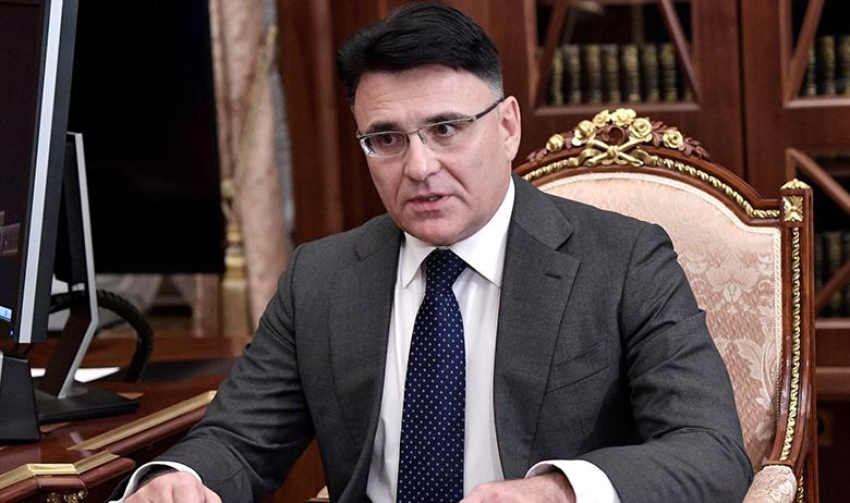 Александр Жаров