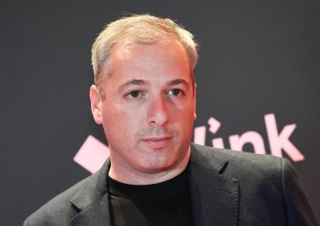 Стало известно, куда сбежал объявленный в розыск экс-глава «Ленфильма»