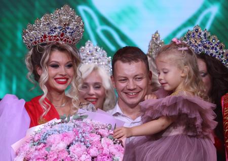 Победила после родов: фотографии новой миссис Россия Жанны Специальной