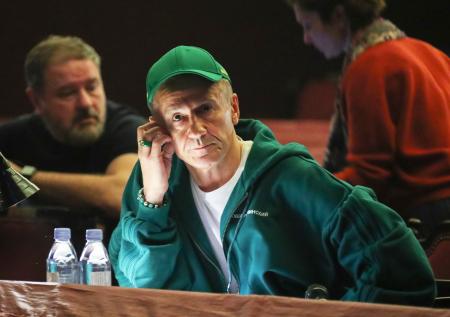 Театр Ермоловой вышел на связь после сообщений о тяжелой болезни Меньшикова