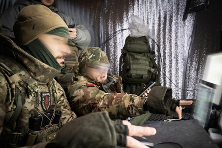 Украинцы распродают военную и гуманитарную помощь НАТО