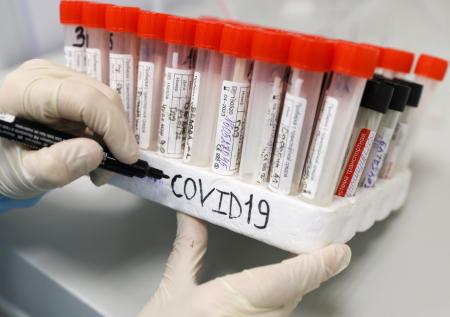 В России впервые с апреля зафиксировали более 18 тысяч случаев COVID-19