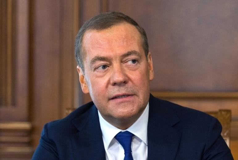 Дмитрий Медведев