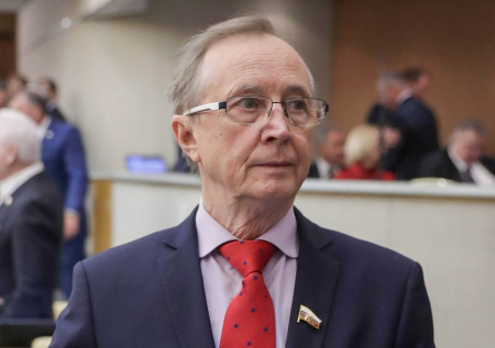 Бурляев предположил, каких политиков могут отстранить от власти
