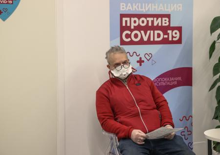 Глава СПЧ поддержал идею сделать вакцинацию от COVID обязательной  
