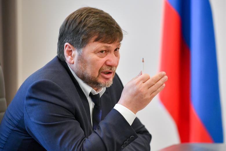 Одес Байсултанов
