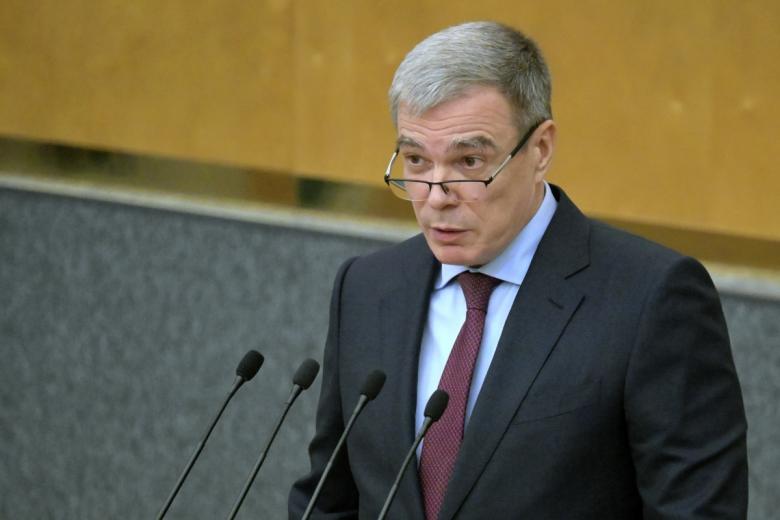 Олег Савельев