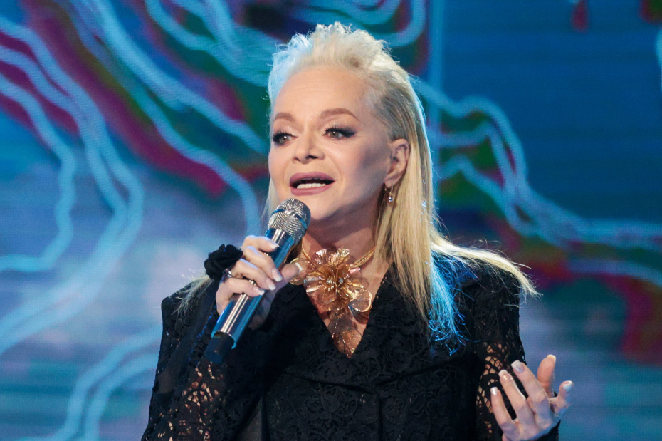 Лариса Долина