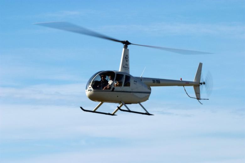Вертолет Robinson R44