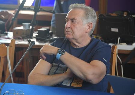 «Миллион никто не получает»: Стоянов рассказал о гонорарах актёров