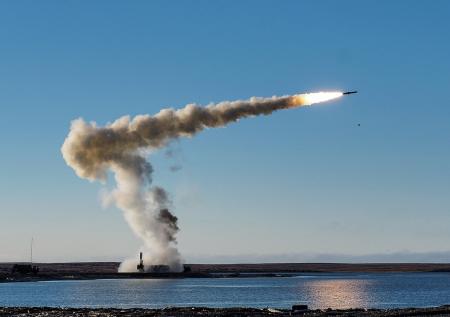 Минобороны России показало пуск ракеты «Оникс» по объекту ВСУ